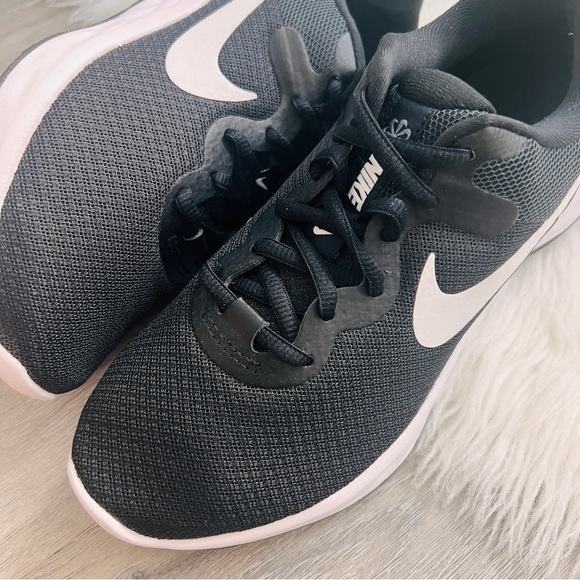 NWT Nike Revolution 6 NN Women’s Shoes - Picture 5 of 9